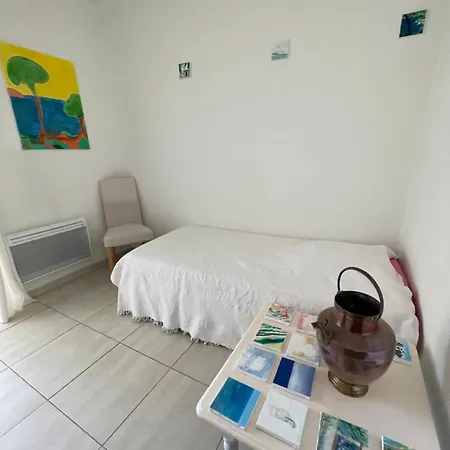 Nyaraló Maison A La Naronne *
