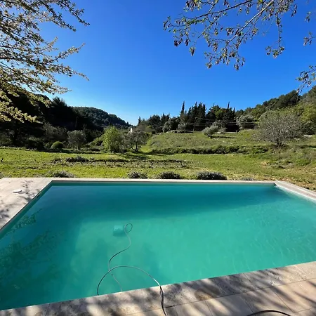 Nyaraló Maison A La Naronne *
